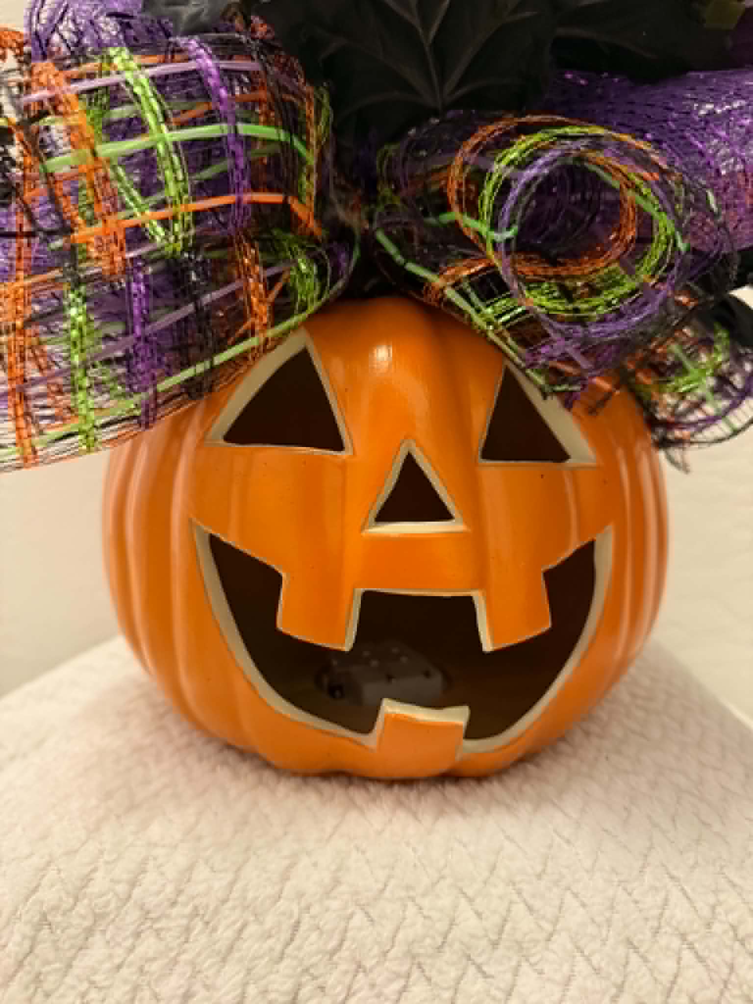 Light-up jack-o-lantern centerpiece original photo 1