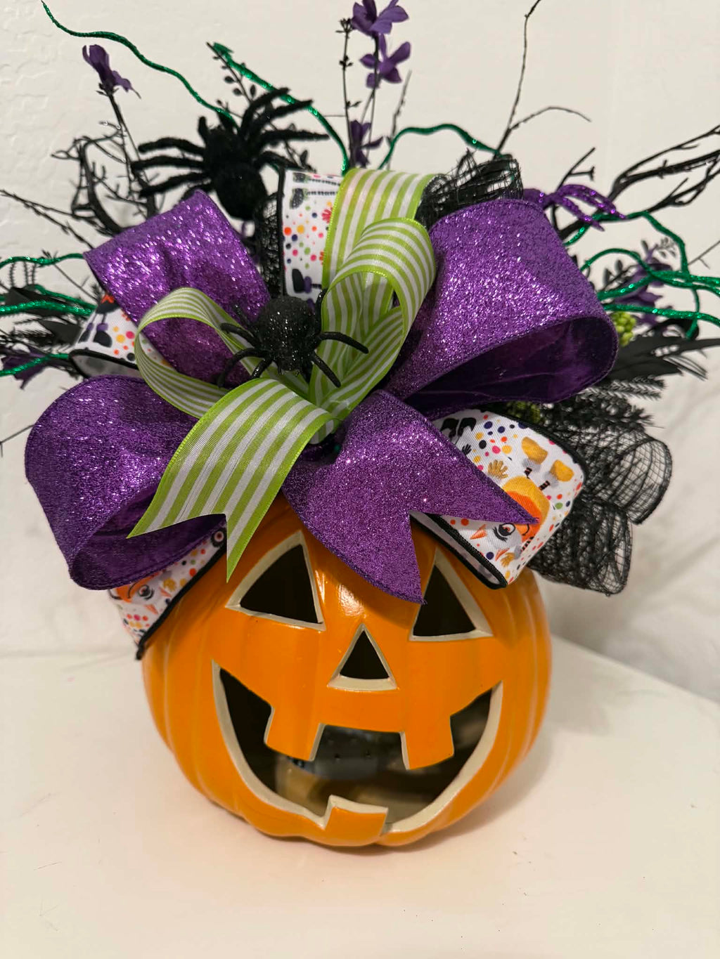 Monster Friends Light-Up Jack-O-Lantern Centerpiece full view